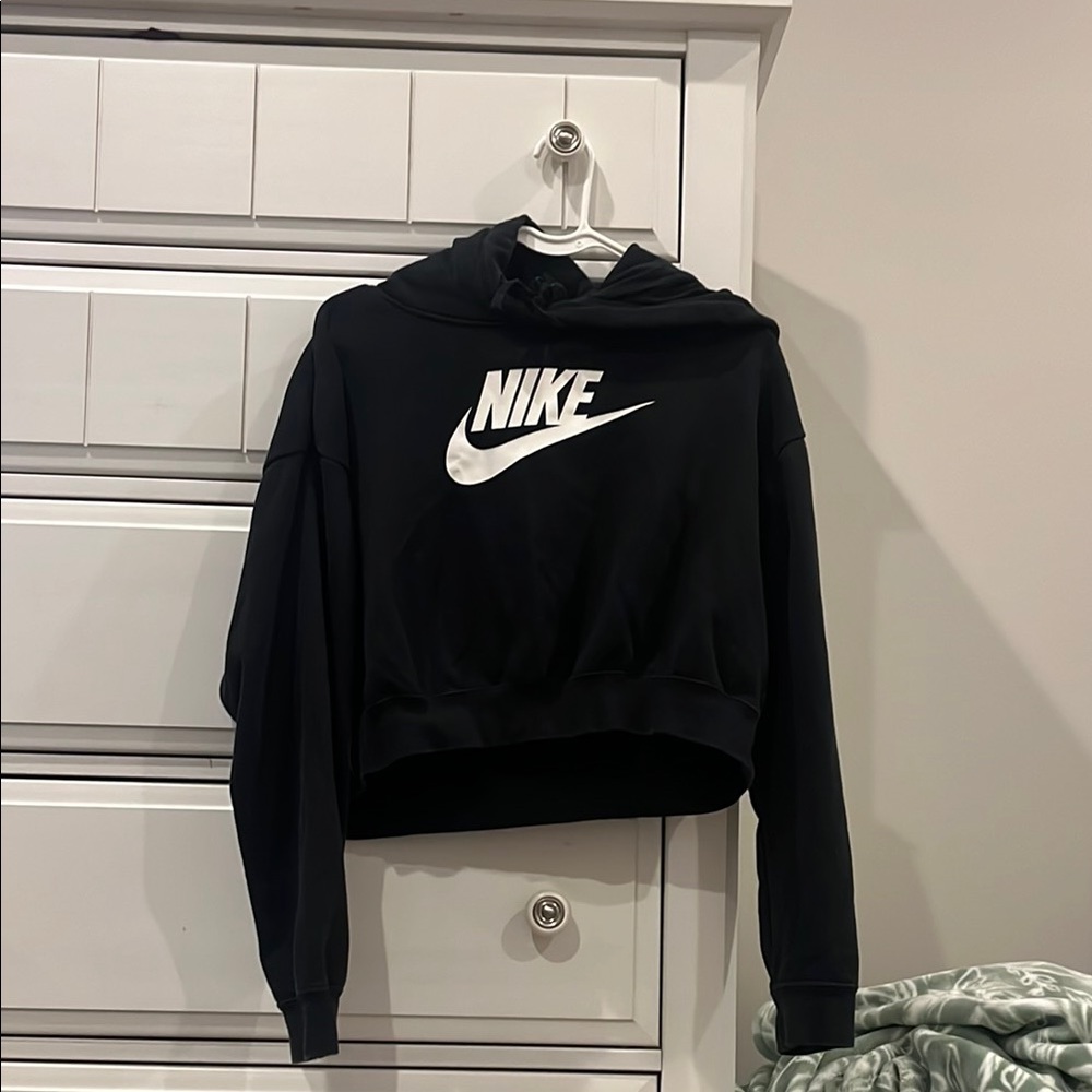 Nike cropped hoodie